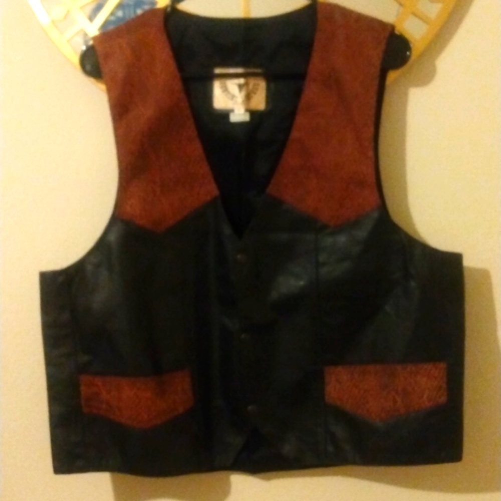 Women's Bull Genuine Leather w/ Snake Print 3 Snap Button Vest XL